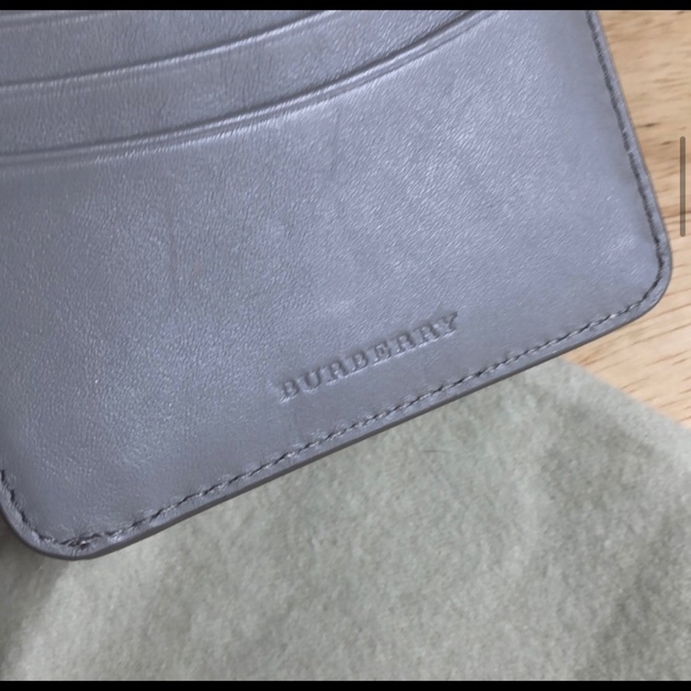 Burberry wallet - Picture 7 of 10